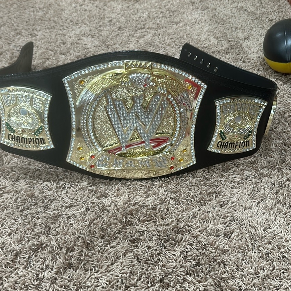 John Cena WWE Officially Licensed Replica Spinner Championship Belt - Picture 4 of 9